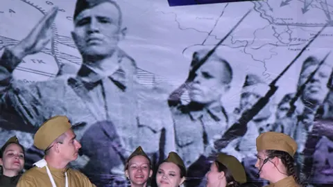 Афиша: Вальс Победы. Танцевальная гостиная в Ростове-на-Дону 24 мая 2026