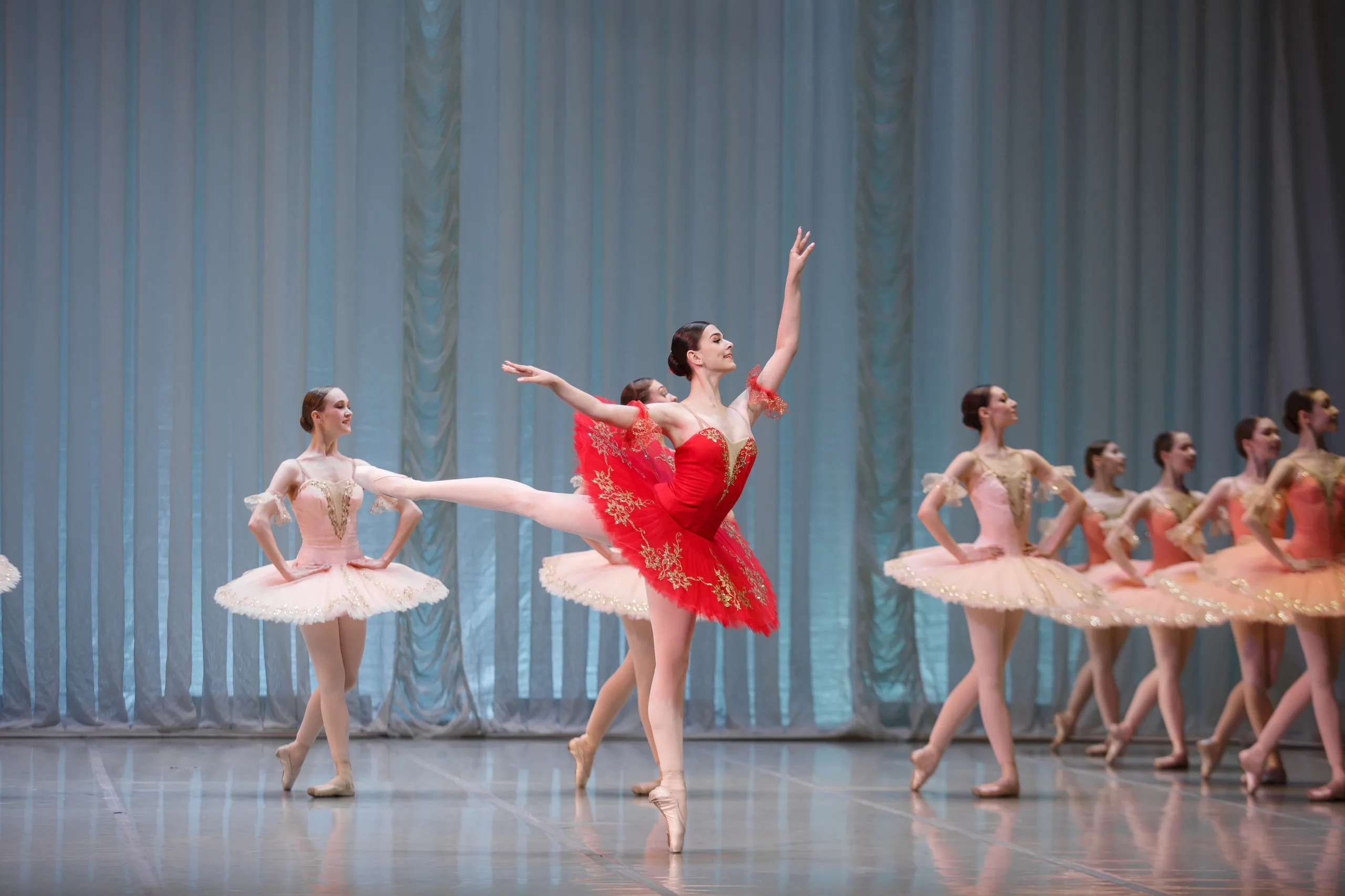 Афиша: Здесь зажигают звёзды в Красноярске 6 мая 2026