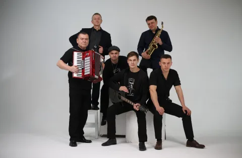 Афиша: Александр Добронравов и группа «Лесоповал» в Санкт-Петербурге 4 октября 2026