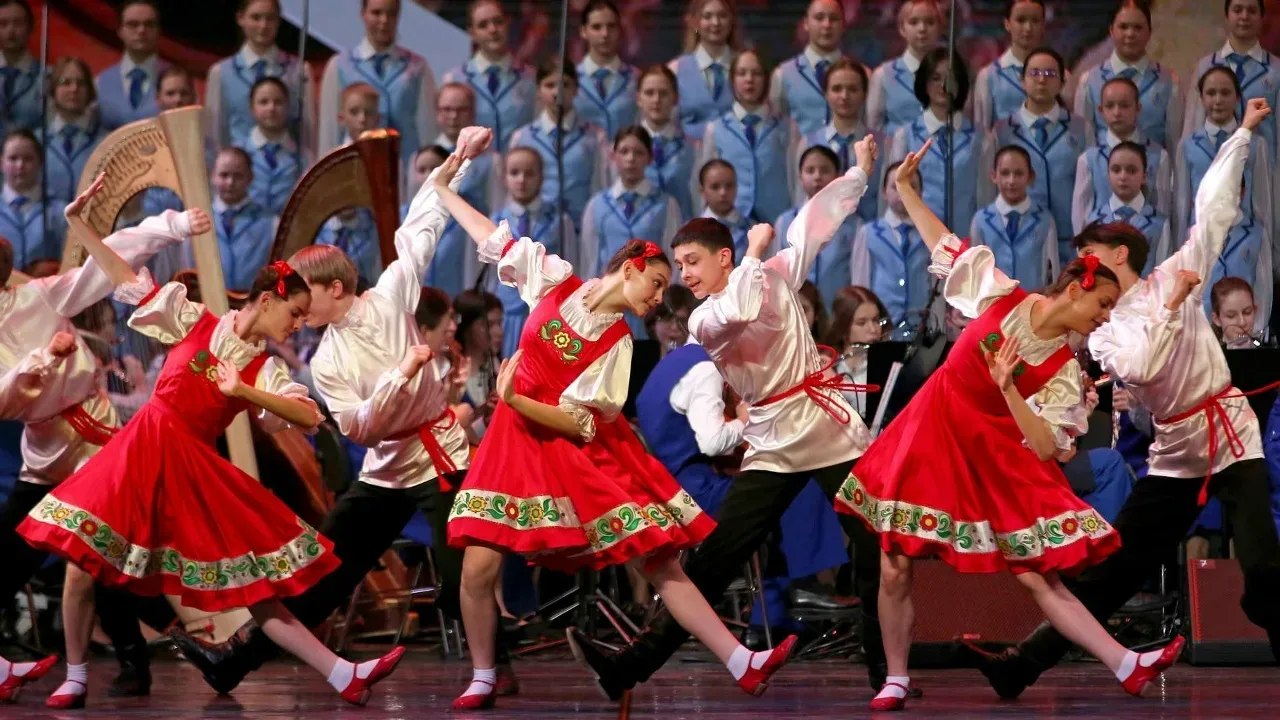 Афиша: Ансамбль песни и пляски им. Локтева в Оренбурге 10 октября 2026