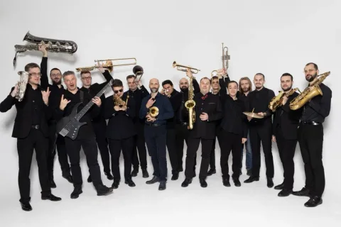 Афиша: Good Orchestra. Мировые рок-хиты на крыше в Москве 31 октября 2026